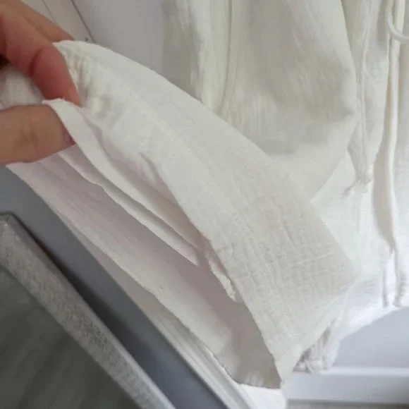 NWT Rails Romper - Picture 4 of 9